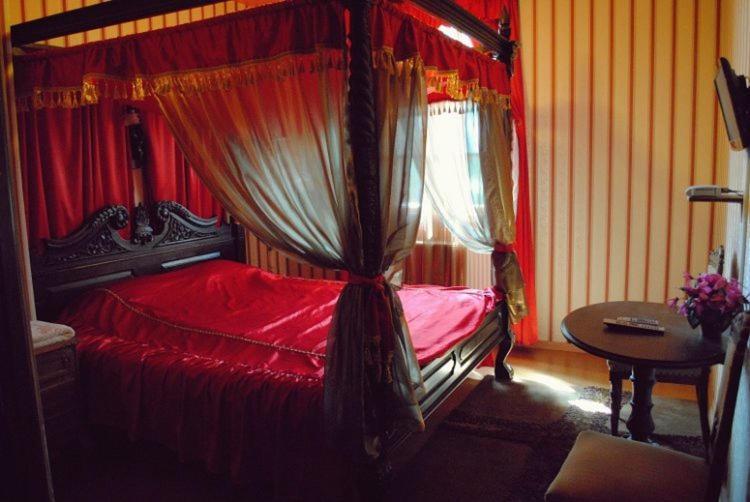 Noclegi Przy Restauracji Klemens Szczebrzeszyn Buitenkant foto